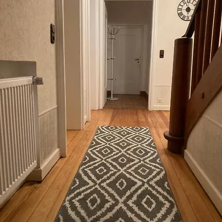 Wine Apartment *