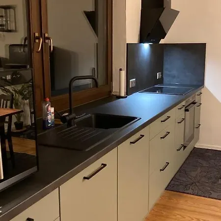 Apartment Wine *